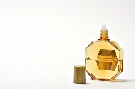 まつ毛が目に入る