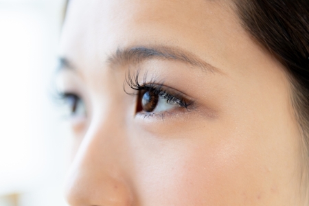 施術後にマツエクが取れてしまったら?応急処置のアドバイスとおすすめ商品