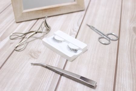 施術後にマツエクが取れてしまったら?応急処置のアドバイスとおすすめ商品