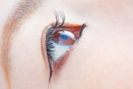 サロンの店販強化・販促に！トランプコスメのまつげ＆眉毛ケア美容液が冬ニーズにマッチ