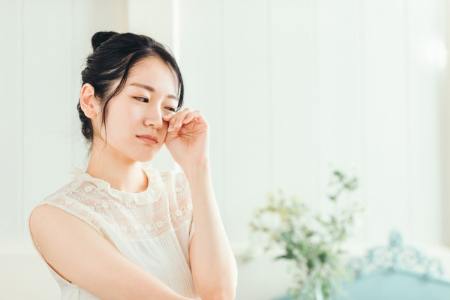 季節ごとの目元トラブル・ケアまとめ！リスク回避方法・おすすめ商品も