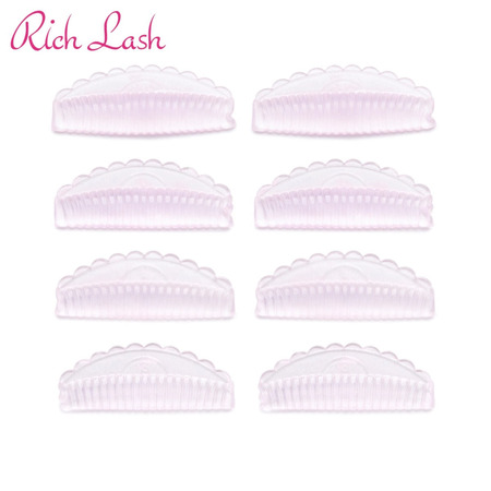 新年度の好印象を叶える!大人かわいいラッシュリフトのつくり方