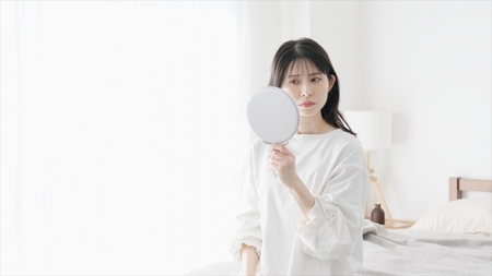 春は自まつげが抜けやすい！原因と対策＆おすすめアイテム7選