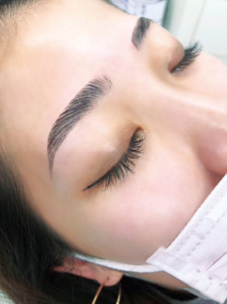 新年度はアイブロウメニューを強化しよう！2026年の注目技術と導入ガイド