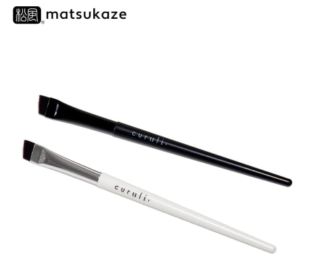 アイメニューとアイブロウを同時施術するポイントは？美しく仕上げるための方法をチェック！