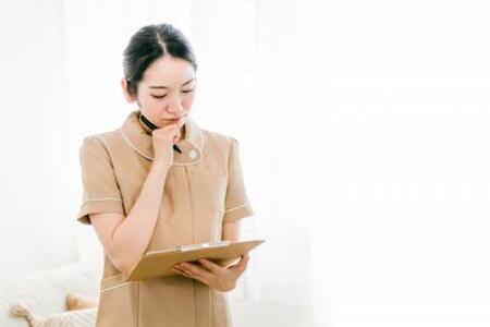 ラッシュリフトorマツエクどっちがおすすめ？判断基準と提案トーク術