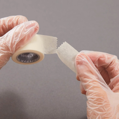 春の敏感肌にも安心!まつげ施術テープの選び方ガイドとおすすめテープ4選