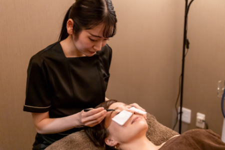 選ばれるサロンになるには何が必要？｜マツエクメニューの差別化を図る具体的な方法