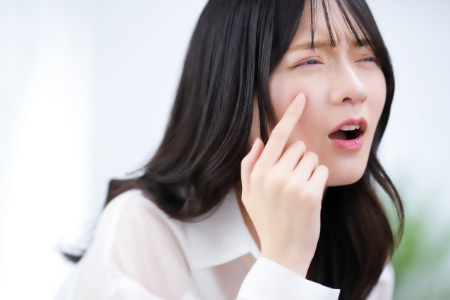 まつげが夏 のダメージを受けている今こそサロントリートメントを！おすすめ商材8選